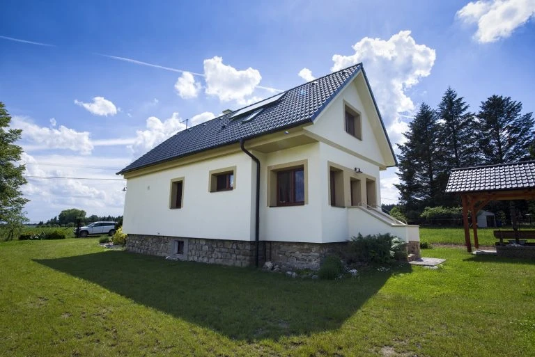 Insulated house exterior