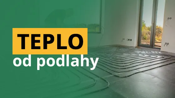 Zelené potrubí pro podlahové vytápění v nově budované místnosti.