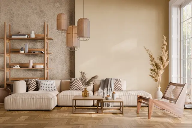 Modern obývací pokoj s béžovou barvou a neutrálním designem.