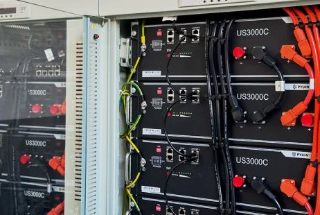 Baterie pro solární systém v elektrickém skřítku
